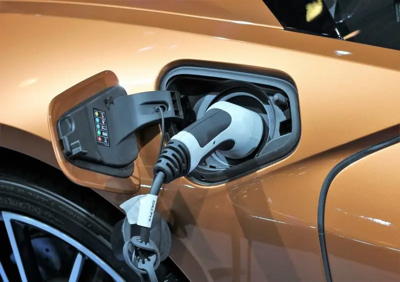 Cost to Charge an Electric Car or Plug-in Hybrid?